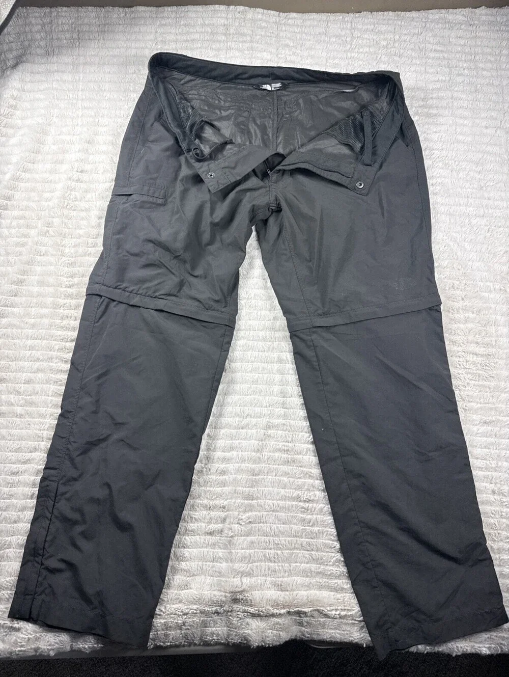 North Face Men 38x30 Gray Gorpcore Paramount Trail Convertible Pant Short Hiking